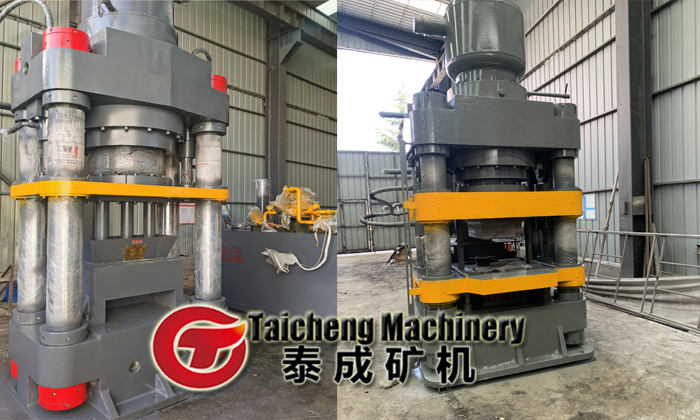 Hydraulic brick press machine